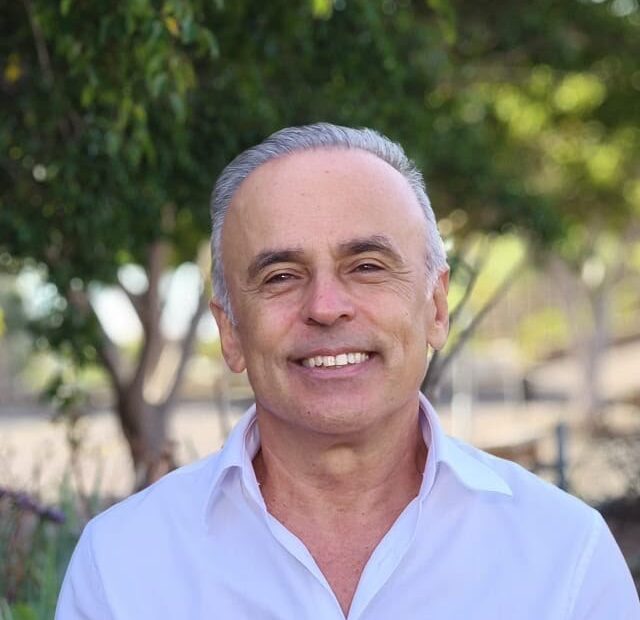 Padre Pepe Hernandez